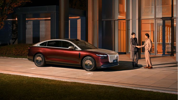 【新闻稿】人生高光开追光！岚图追光L破晓上市 售价27.99万-30.99万元1