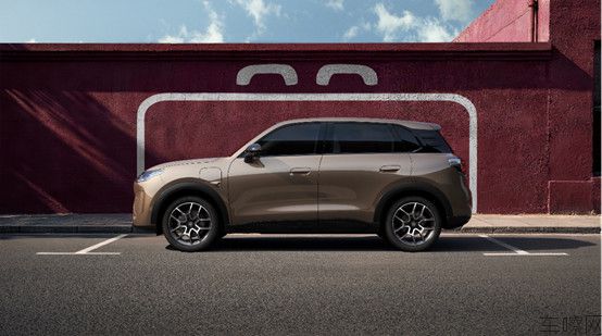 【新闻稿】6.58万元起!零跑A10全球上市,重塑10万内纯电SUV价值新标杆1