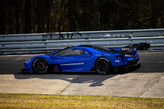 【新闻稿】6分15秒977征服绿色地狱 福特GT Mk IV加冕纽北最快美国原厂