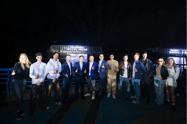 【三车新闻稿】问鼎双百万 双虎耀全球 奇瑞瑞虎7瑞虎5新品全球上市1097.jp