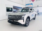 拒绝里程焦虑！探店第四代CS75PLUS蓝鲸超擎：一箱油跑出电车快乐