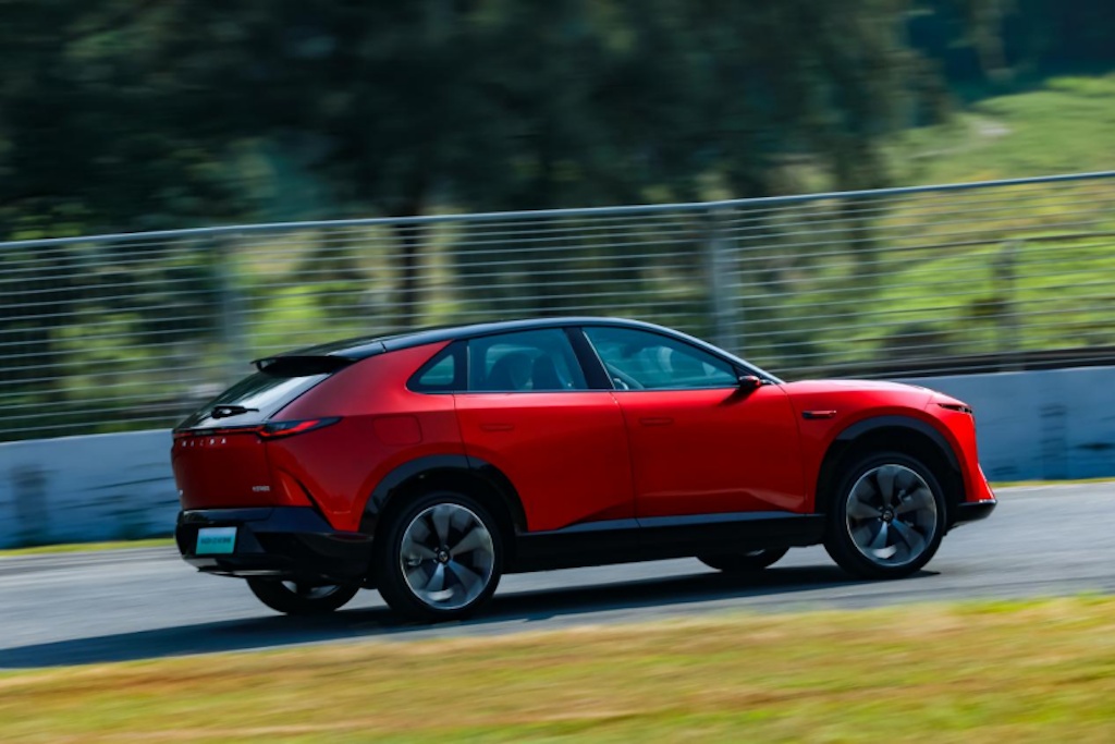 MAZDA EZ-60激光版正式上市 2026长安马自达粉丝盛典珠海盛大启幕3089.png
